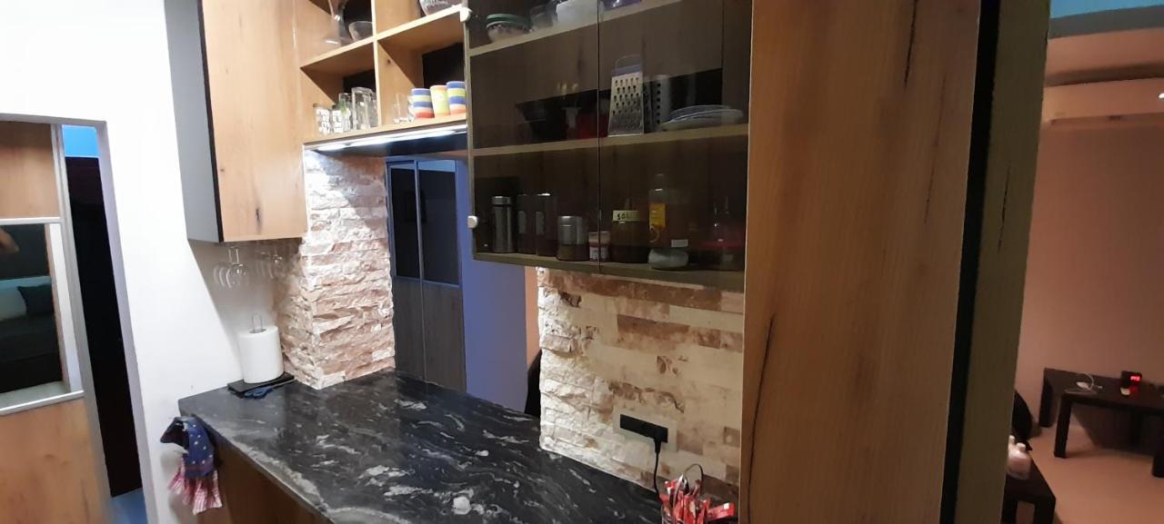 Apartment Nenov Skopje Esterno foto