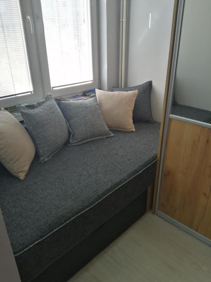 Apartment Nenov Skopje Esterno foto